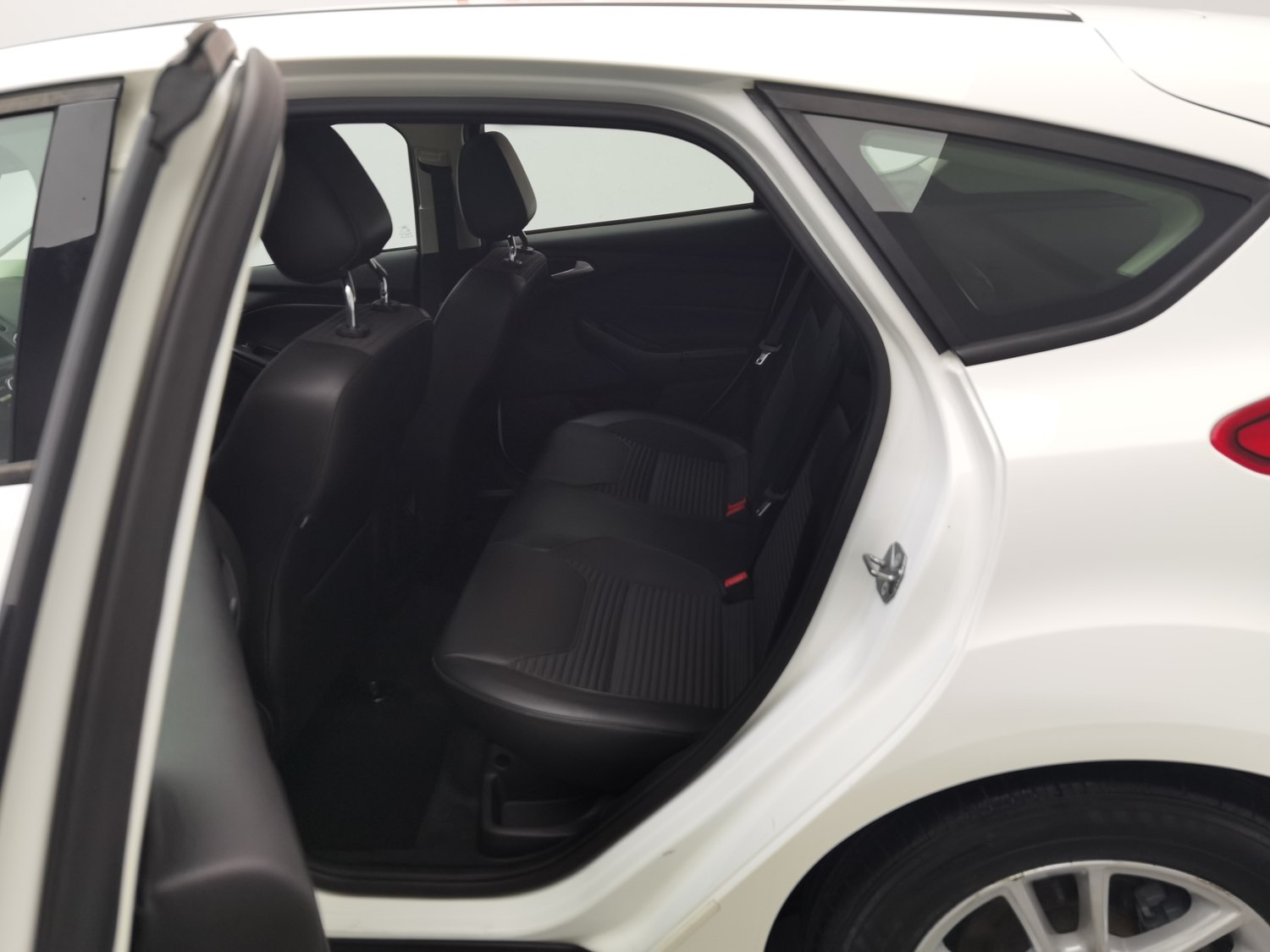 Used Ford Focus 2018 1.0 AT