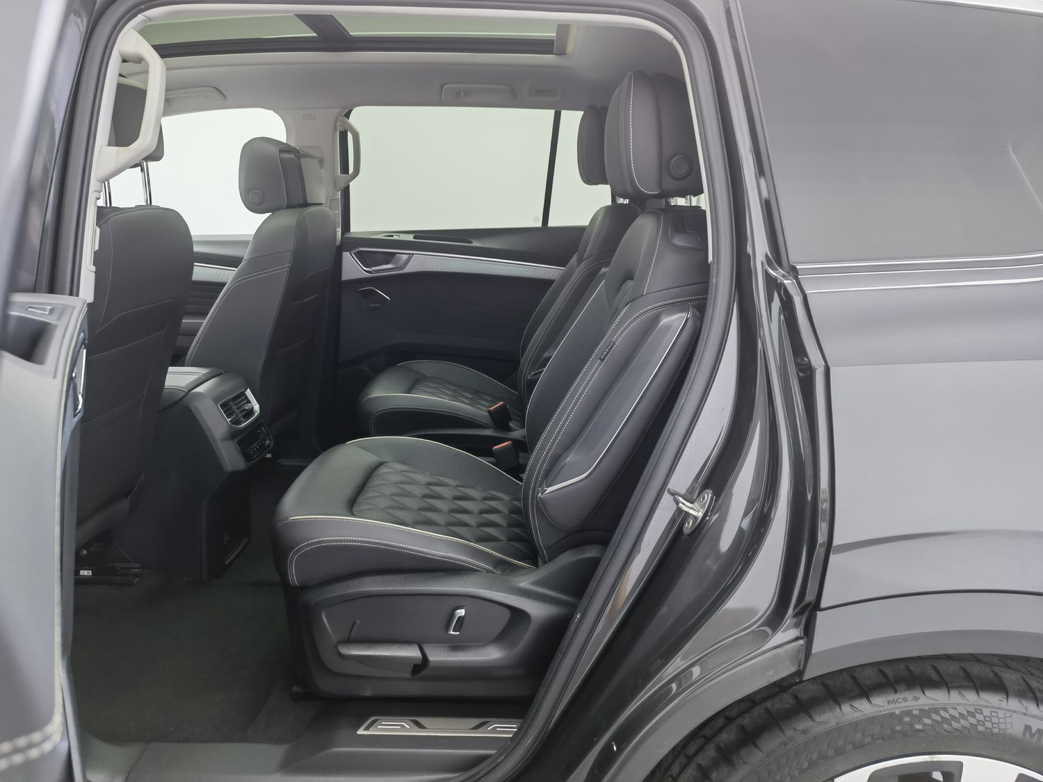 Used Volkswagen Talagon 2021 2.0 AT