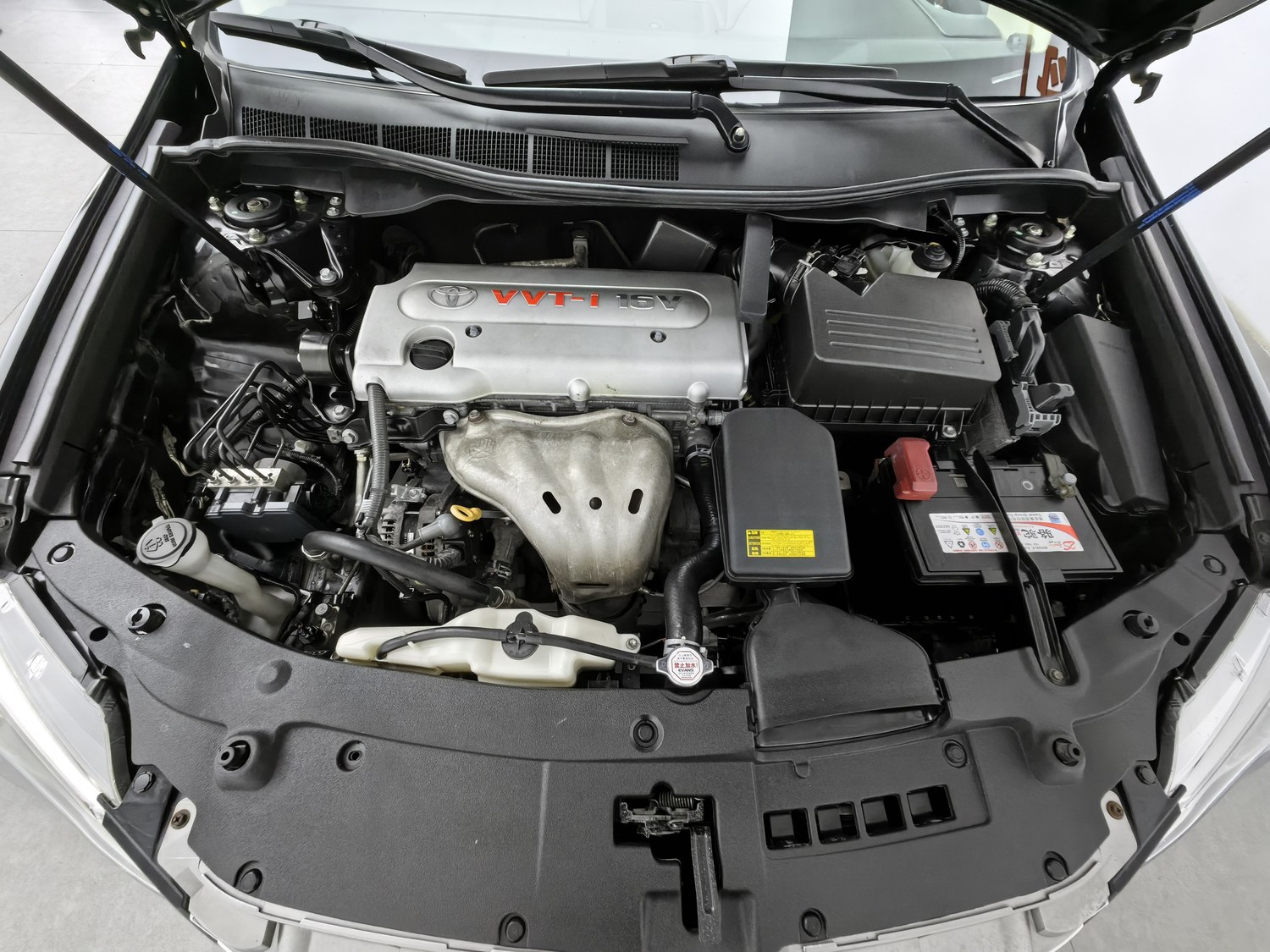 Used Toyota Camry 2013 2.0 AT