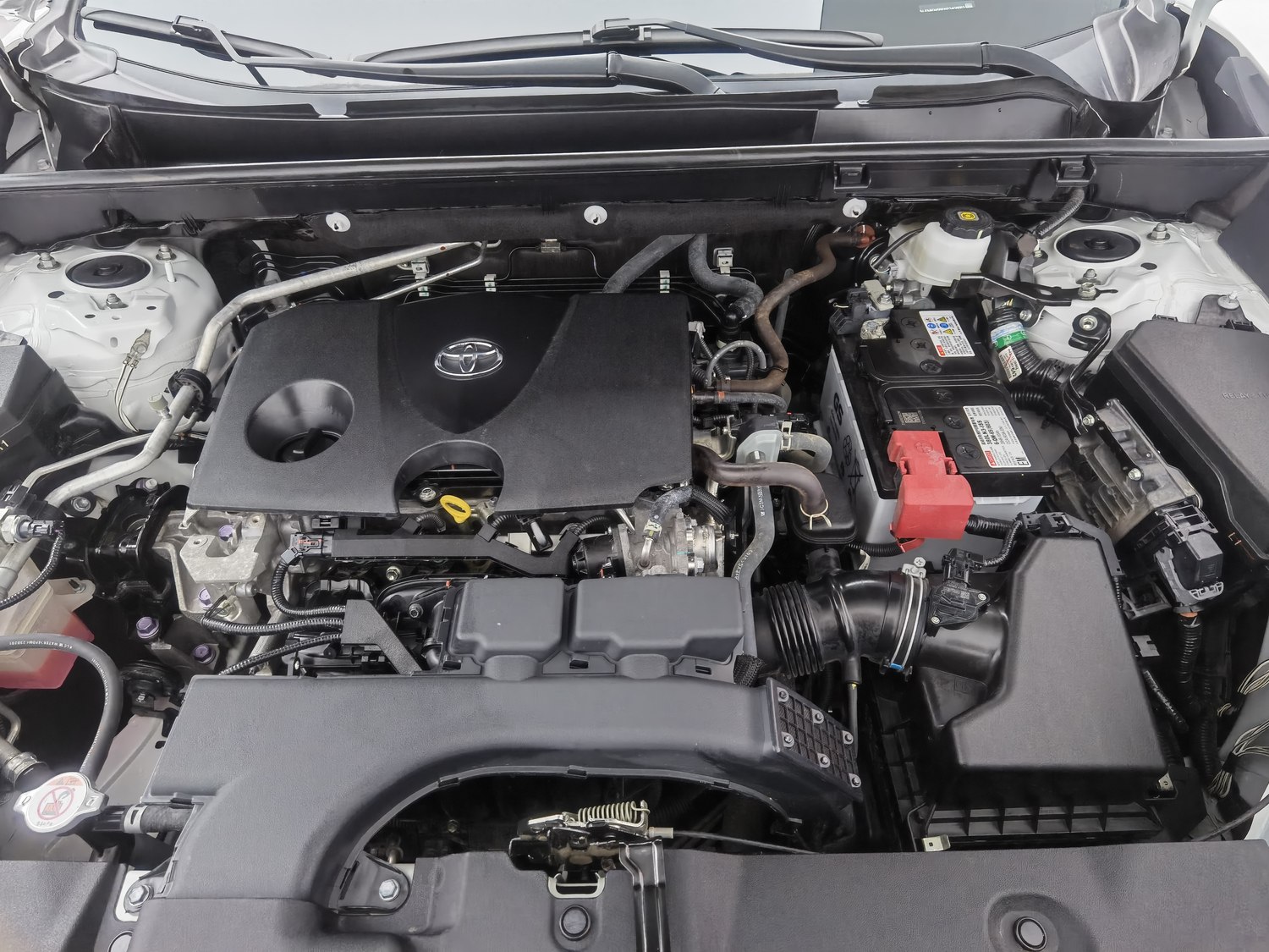 Used Toyota RAV4 2022 2.0 AT