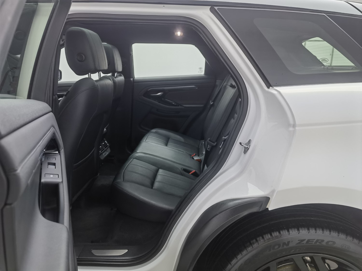 Used Land Rover Range Rover Evoque 2020 2.0 AT