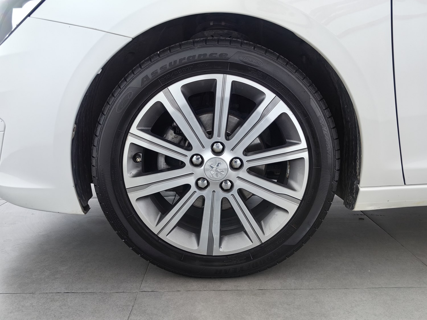 Used Peugeot 408 2014 1.8 AT