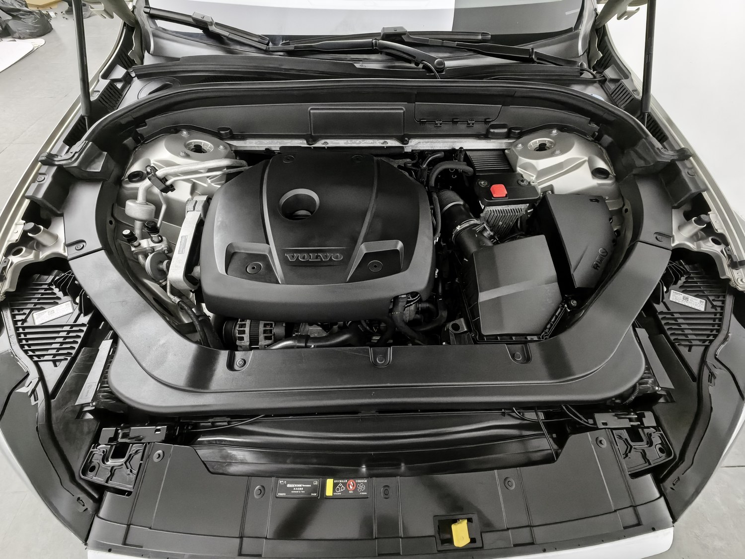 Used Volvo XC60 2019 2.0 AT