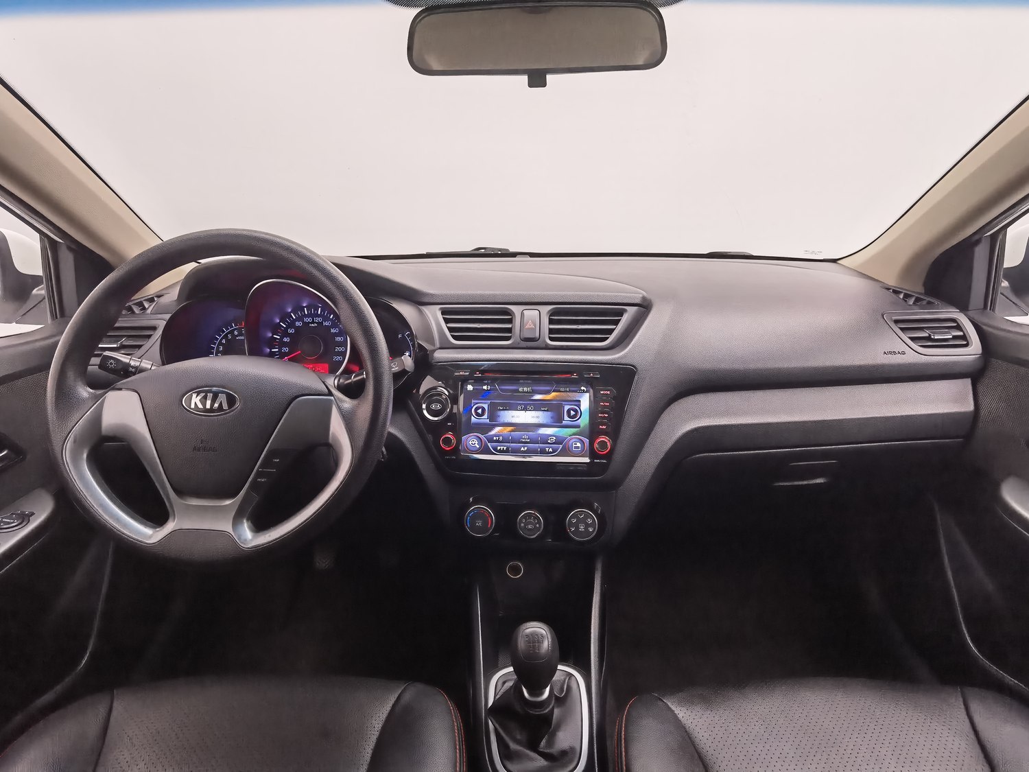Used Kia K2 2015 1.4 MT