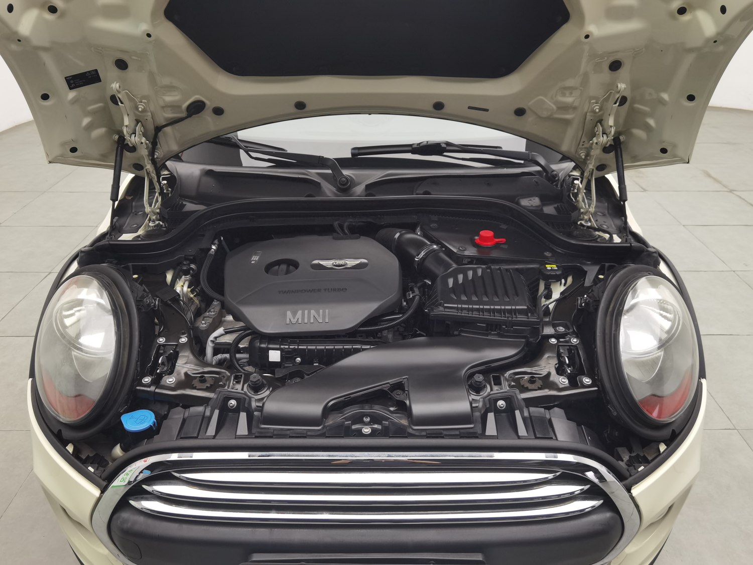 Used MINI MINI 2016 1.2 AT