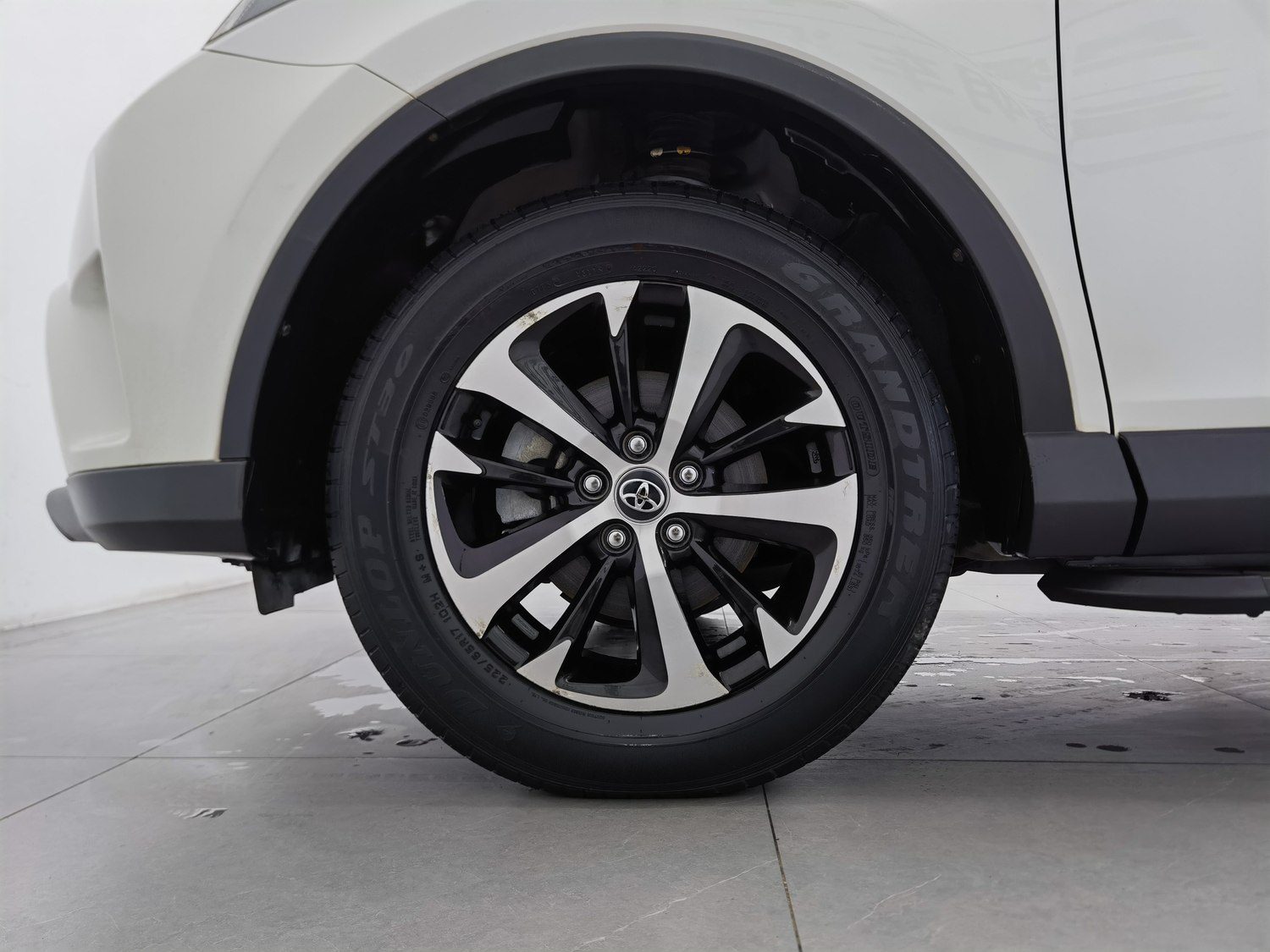Used Toyota RAV4 2019 2.0 AT
