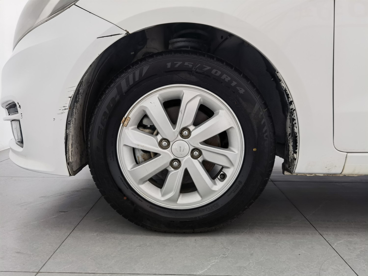 Used Kia K2 2015 1.4 MT