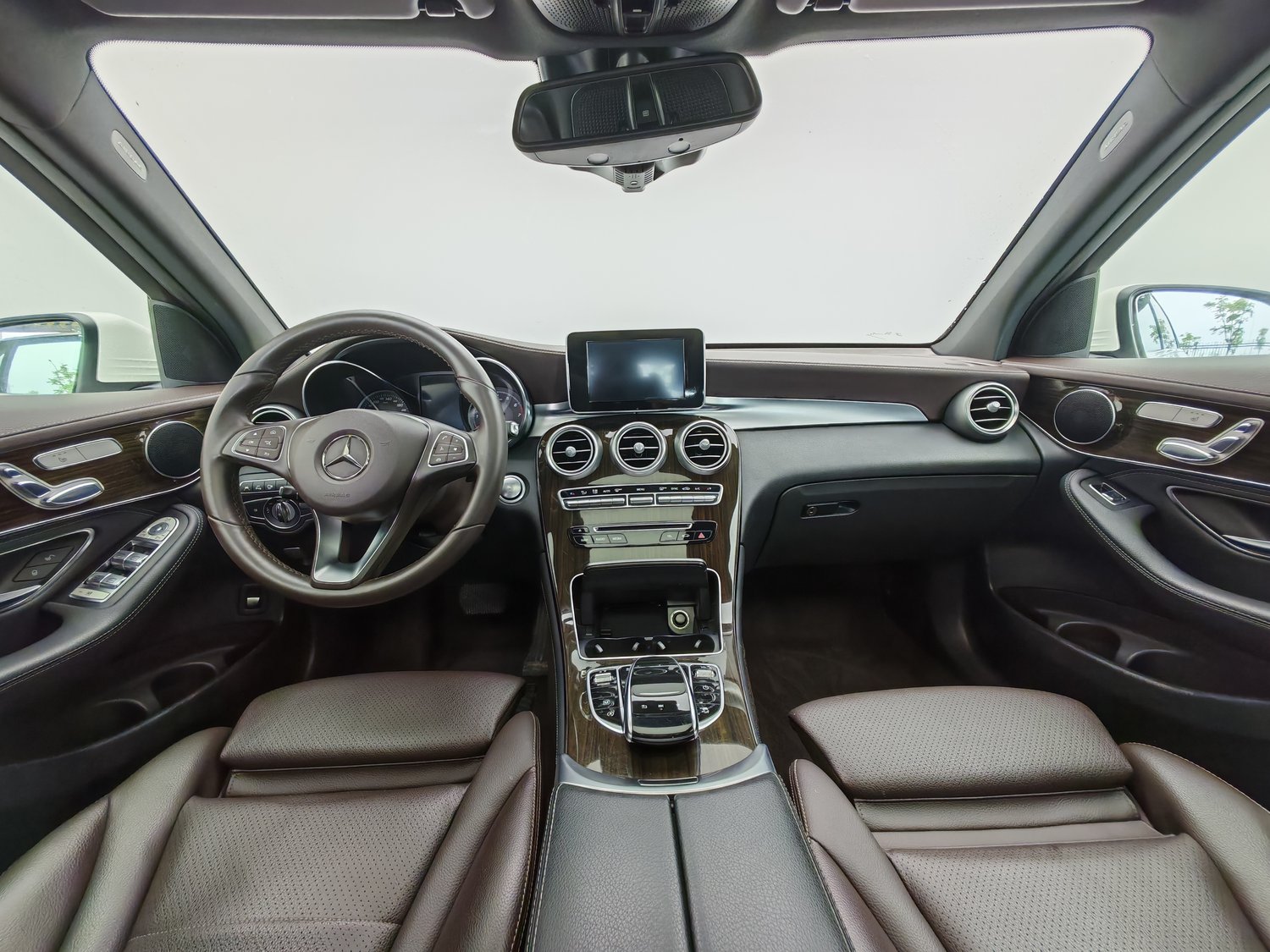 Used Mercedes-Benz GLC 2017 2.0 AT