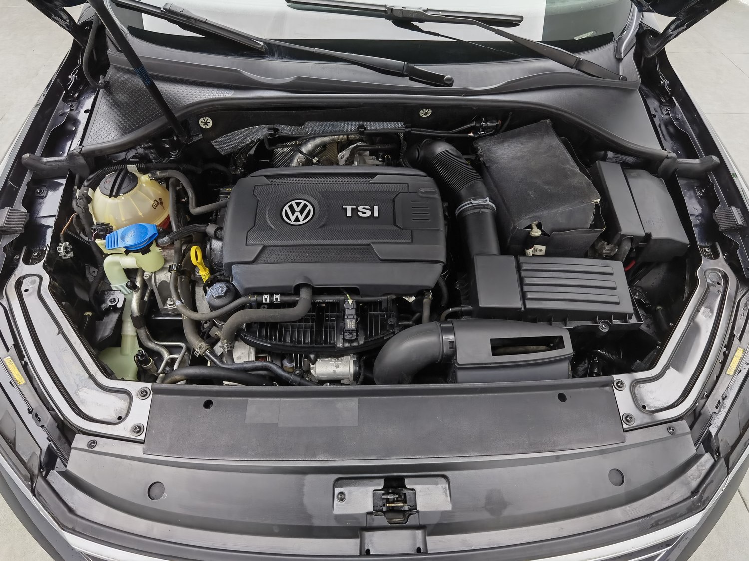 Used Volkswagen Passat 2017 1.8 AT