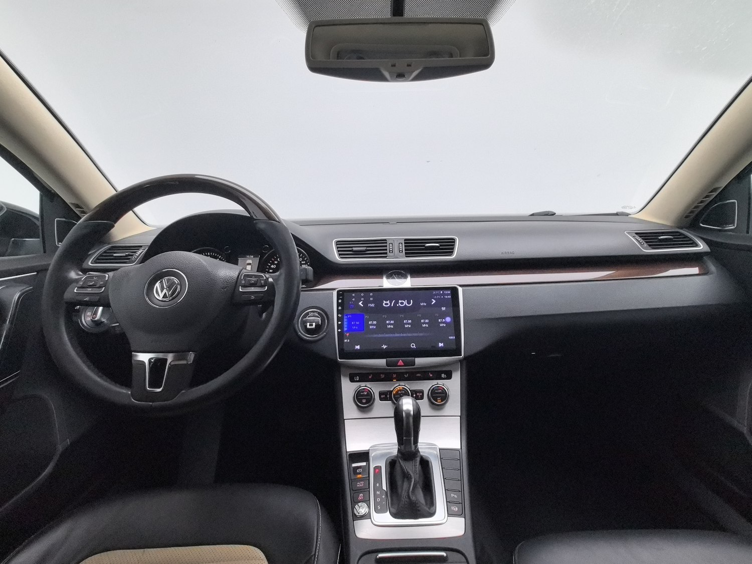 Used Volkswagen Magotan 2012 3.0 AT