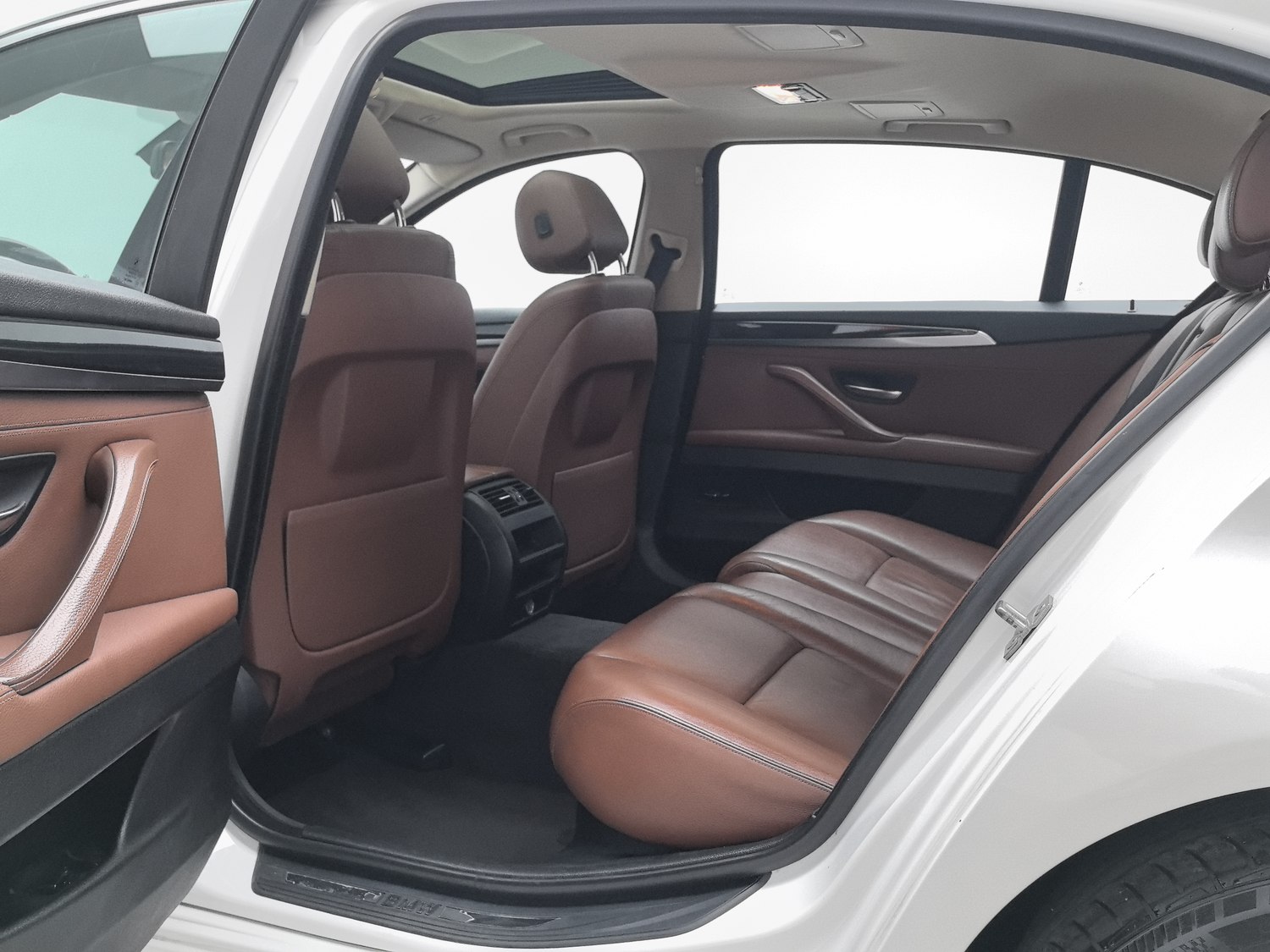 Used BMW THE5 2014 2.0 AT