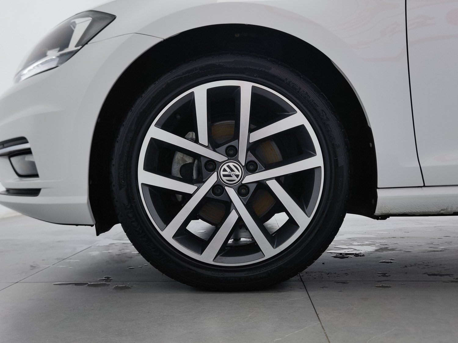 Used Volkswagen Golf 2020 1.2 AT