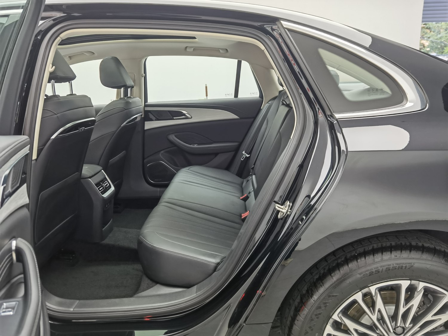 Used Hongqi H5 2025 1.5 AT