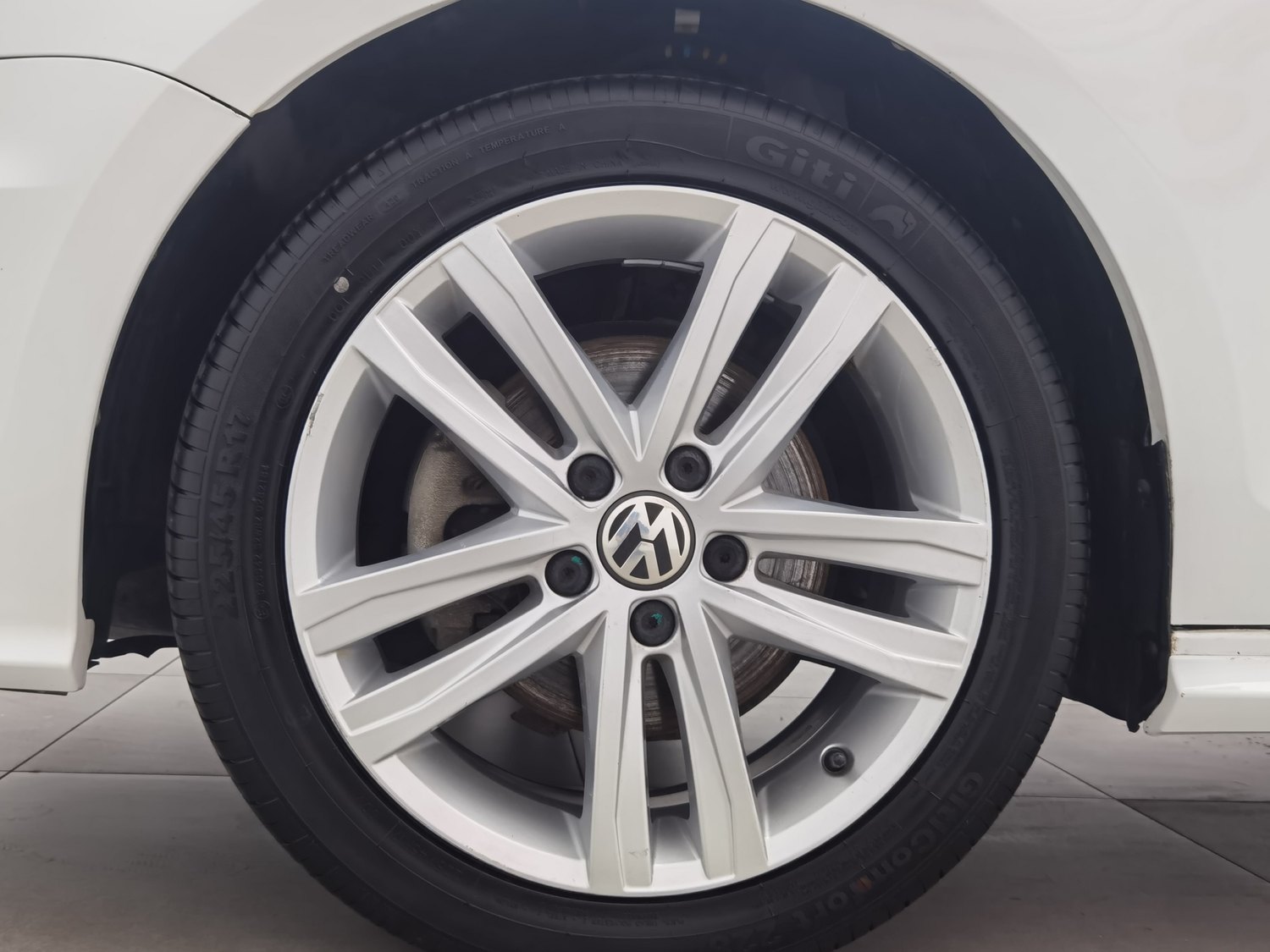 Used Volkswagen Sagitar 2018 1.4 AT