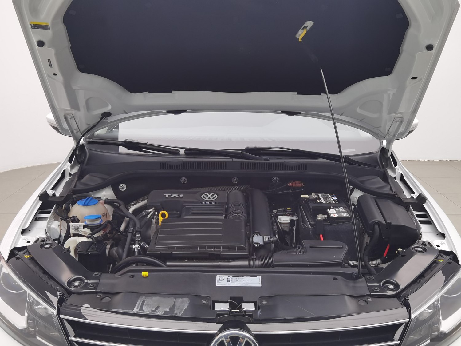 Used Volkswagen Sagitar 2018 1.4 AT