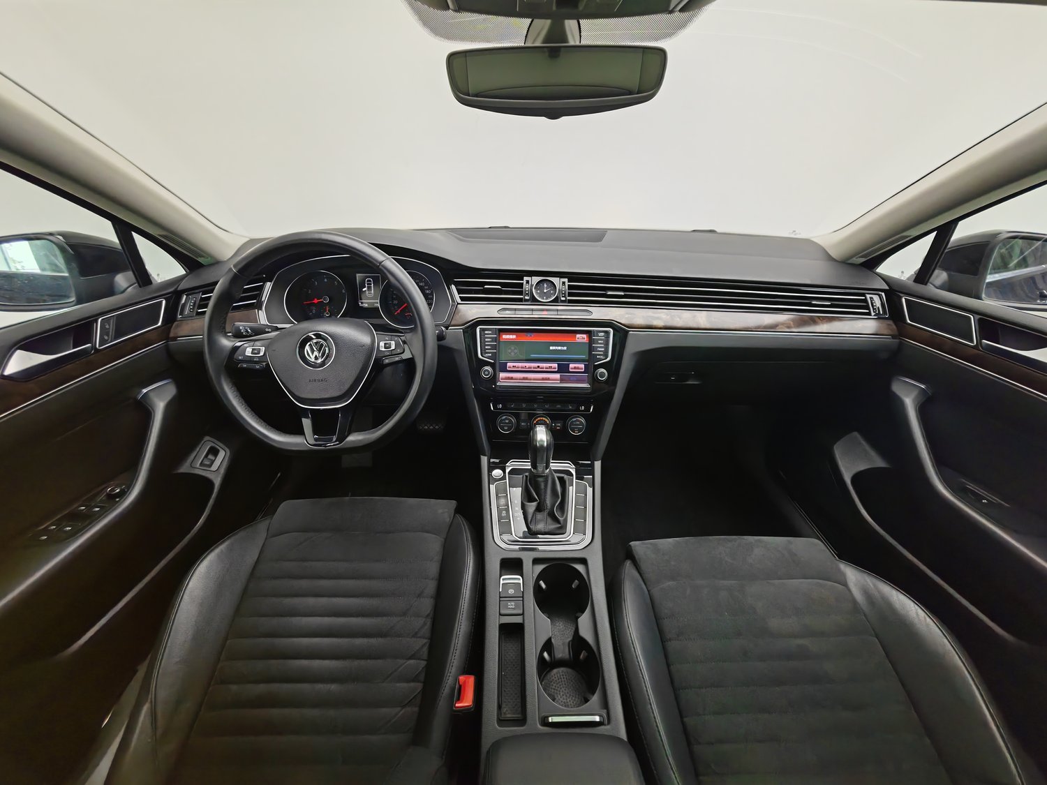 Used Volkswagen Magotan 2017 1.8 AT
