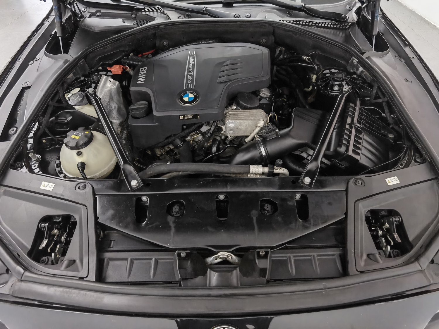 Used BMW THE5 2014 2.0 AT