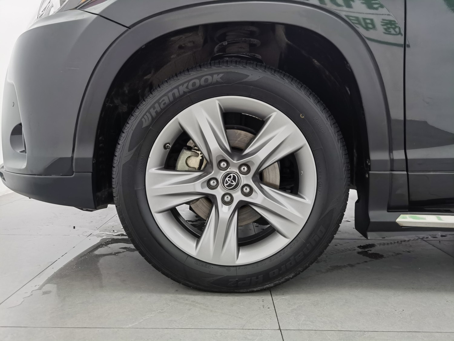 Used Toyota Highlander 2018 2.0 AT
