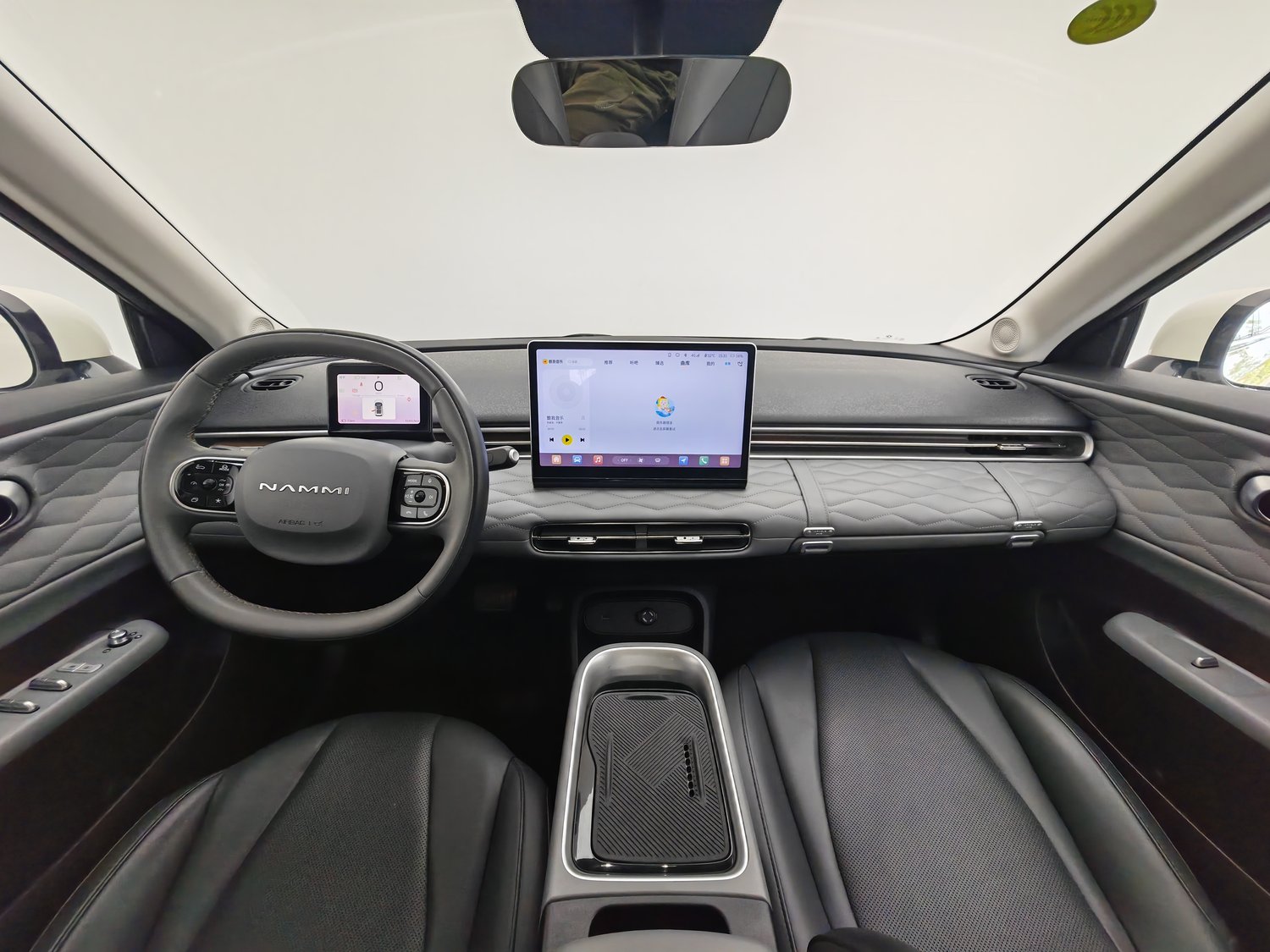 Used Dongfeng Nammi 01 2024