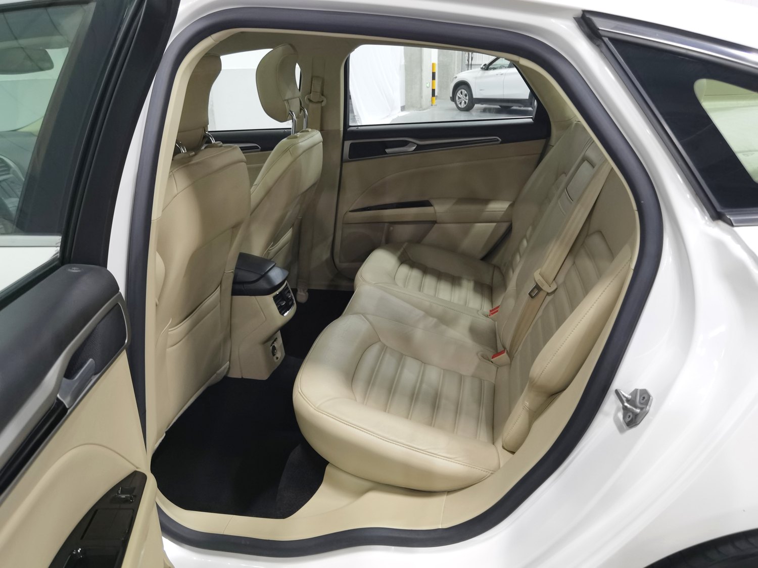 Used Ford Mondeo 2013 1.5 AT