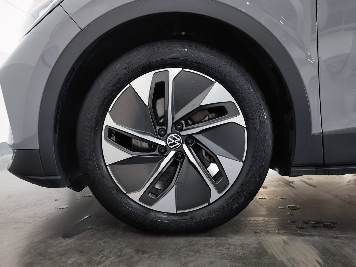 Used Volkswagen ID.4 CROZZ 2024