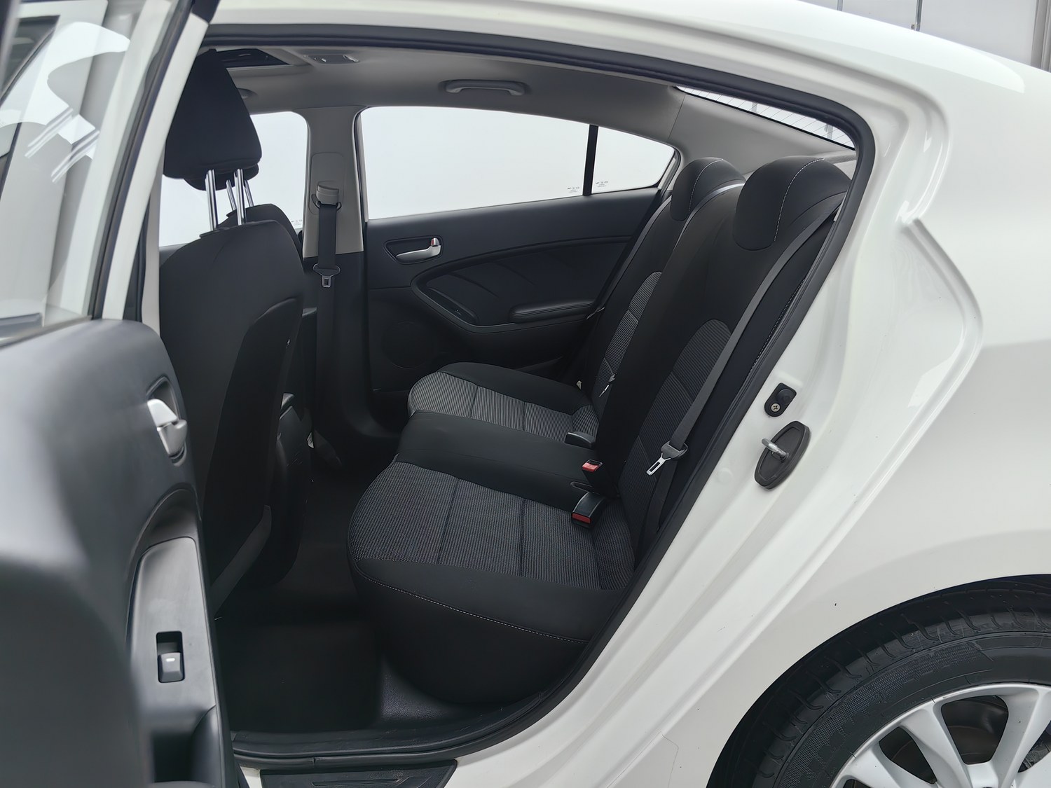 Used Kia K3 2016 1.6 AT