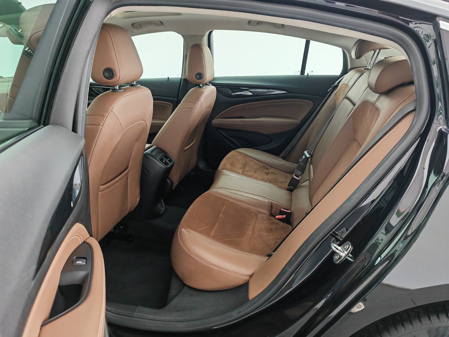 Used Buick Regal 2022 2.0 AT
