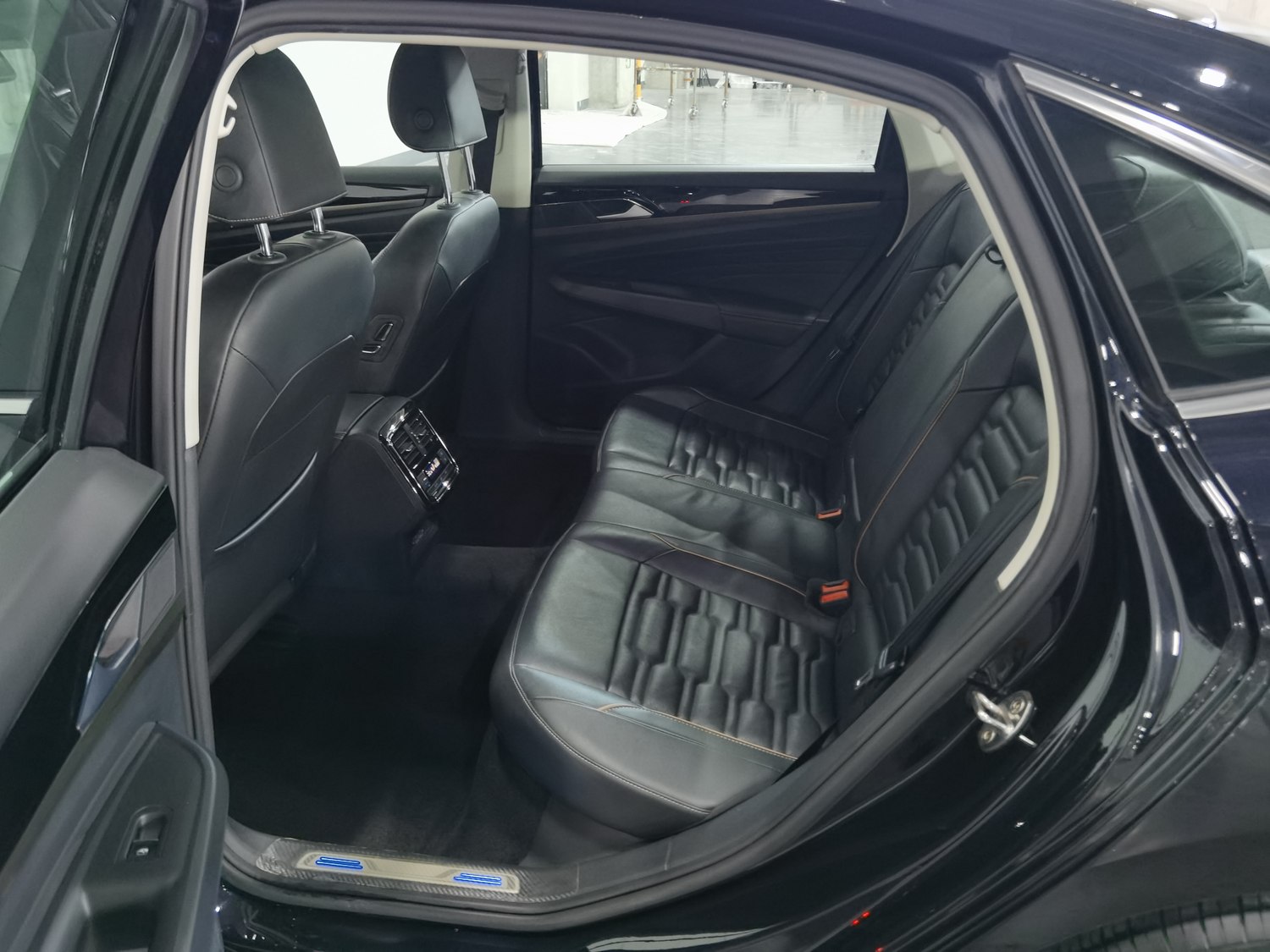 Used Volkswagen Passat NEV 2020 1.4 AT