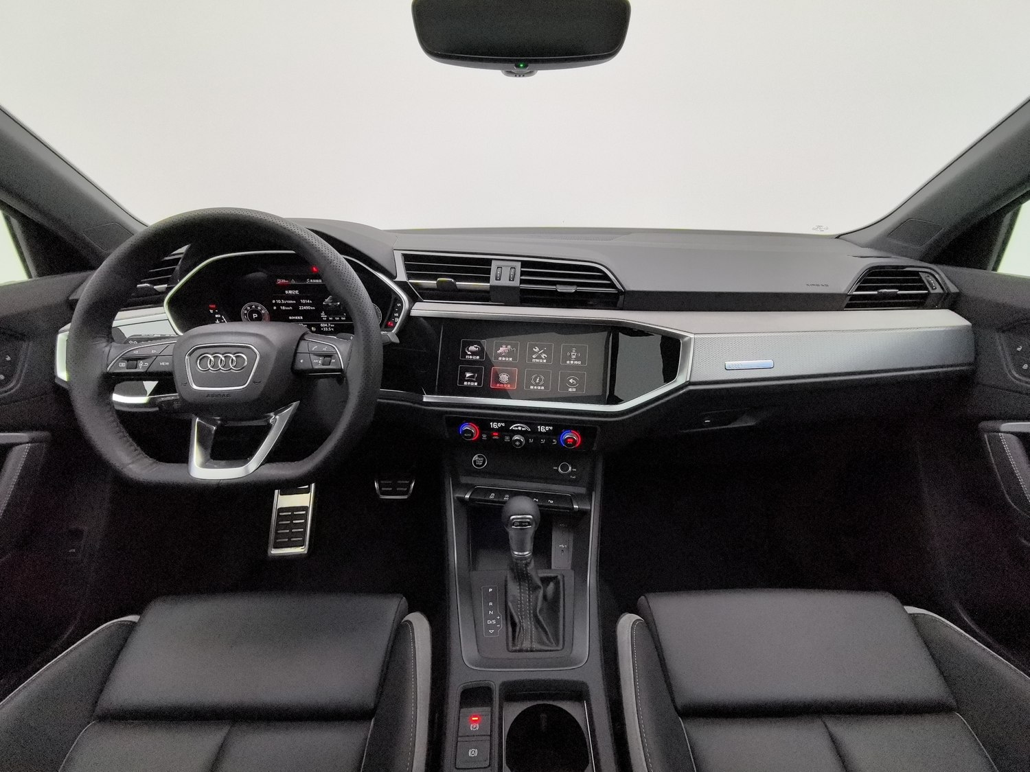 Used Audi Q3 2024 1.5 AT