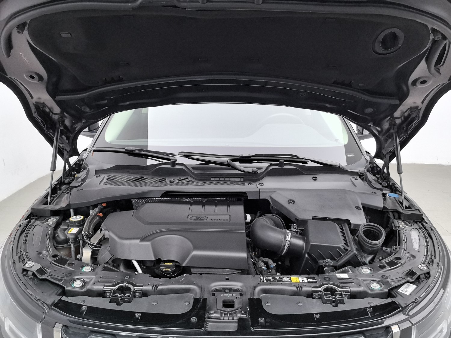 Used Land Rover Range Rover Evoque 2021 2.0 AT