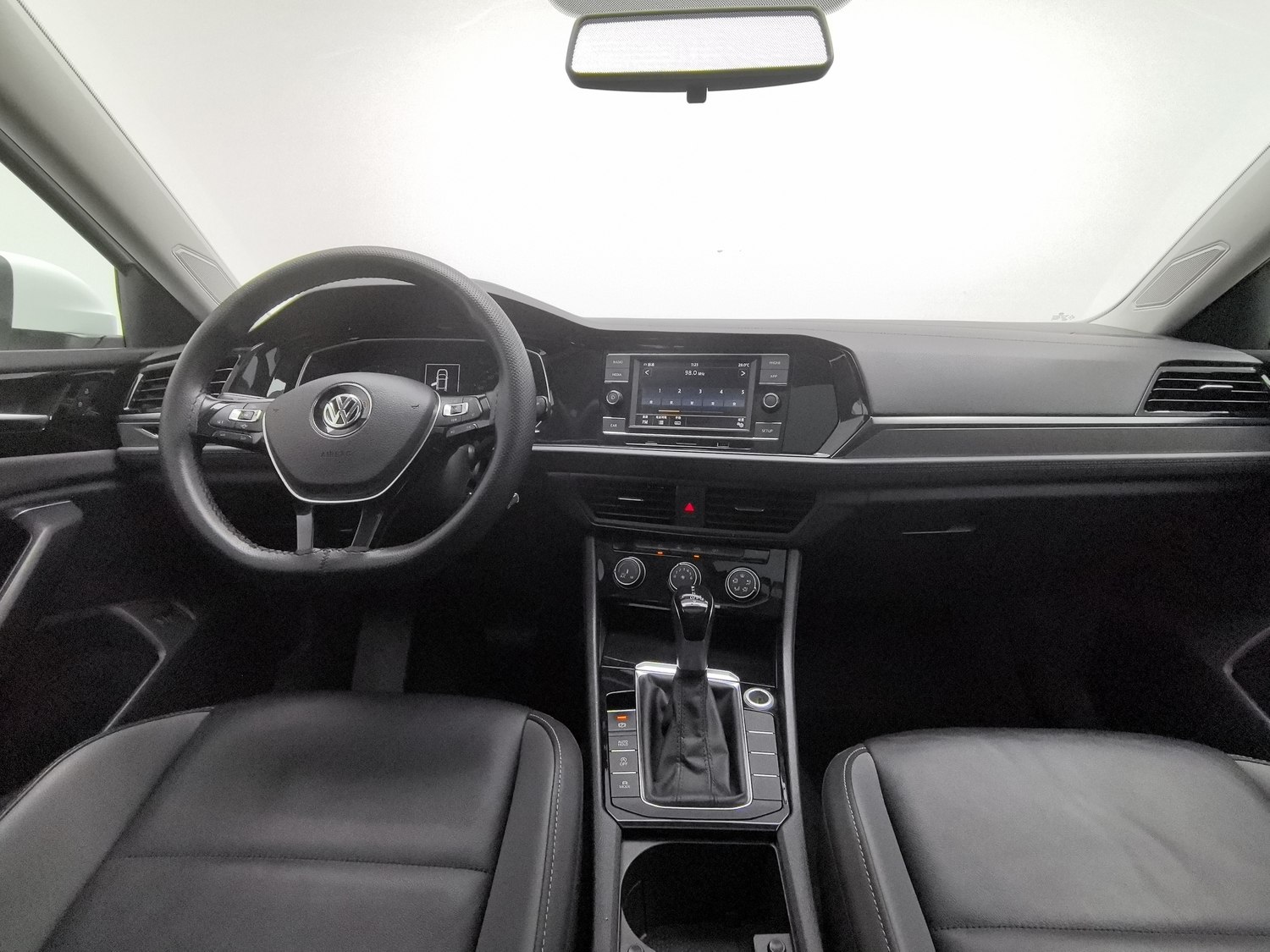 Used Volkswagen Sagitar 2019 1.4 AT