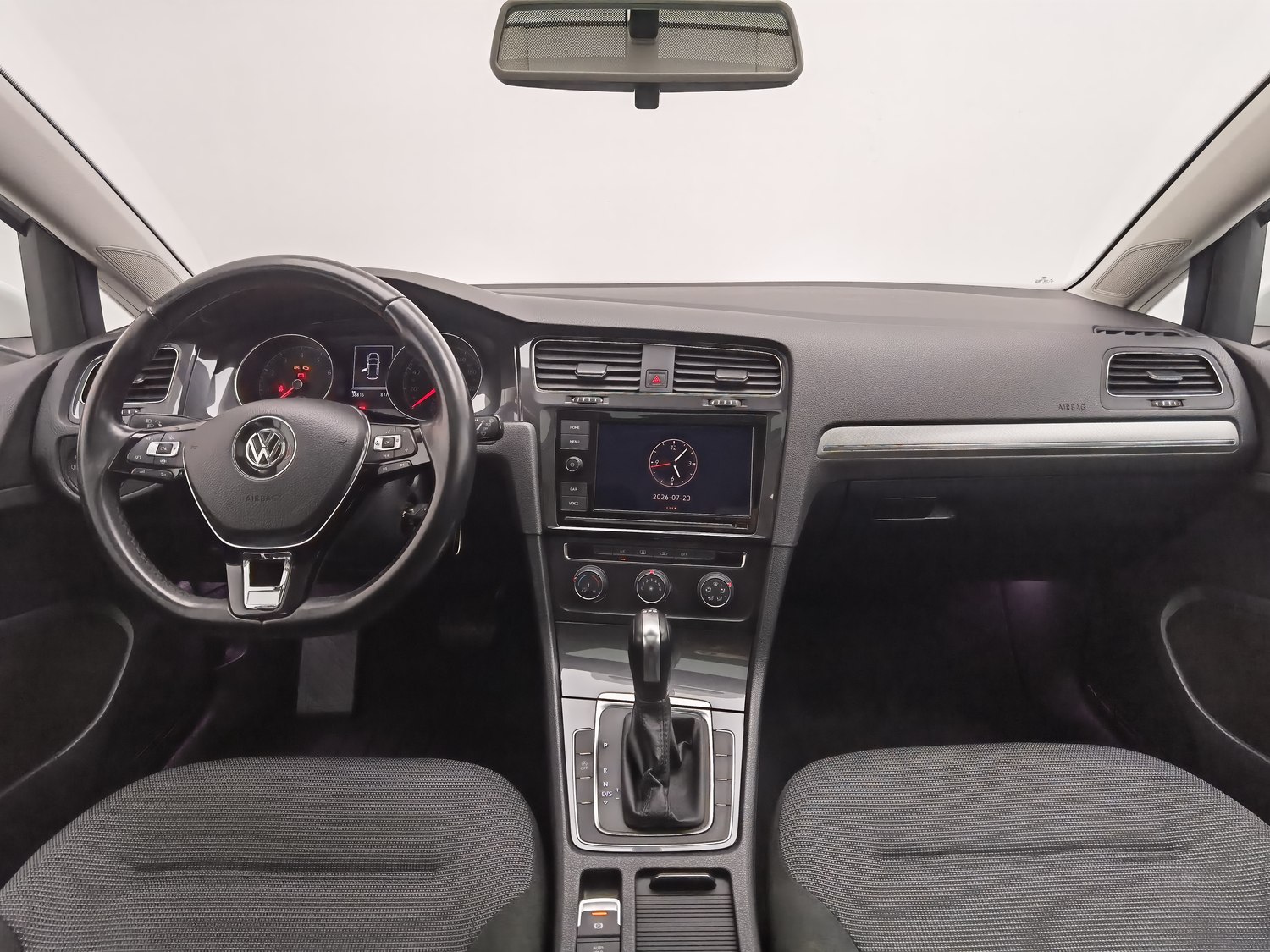 Used Volkswagen Golf 2019 1.4 AT