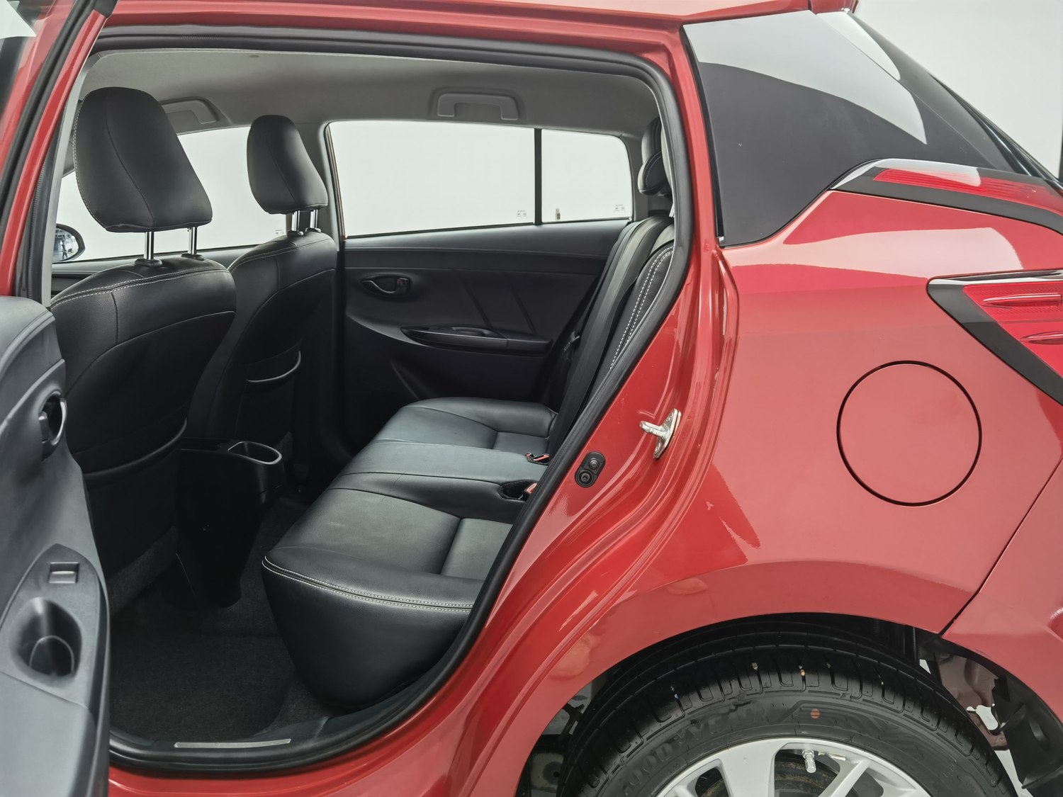 Used Toyota YARiS L 2019 1.5 AT