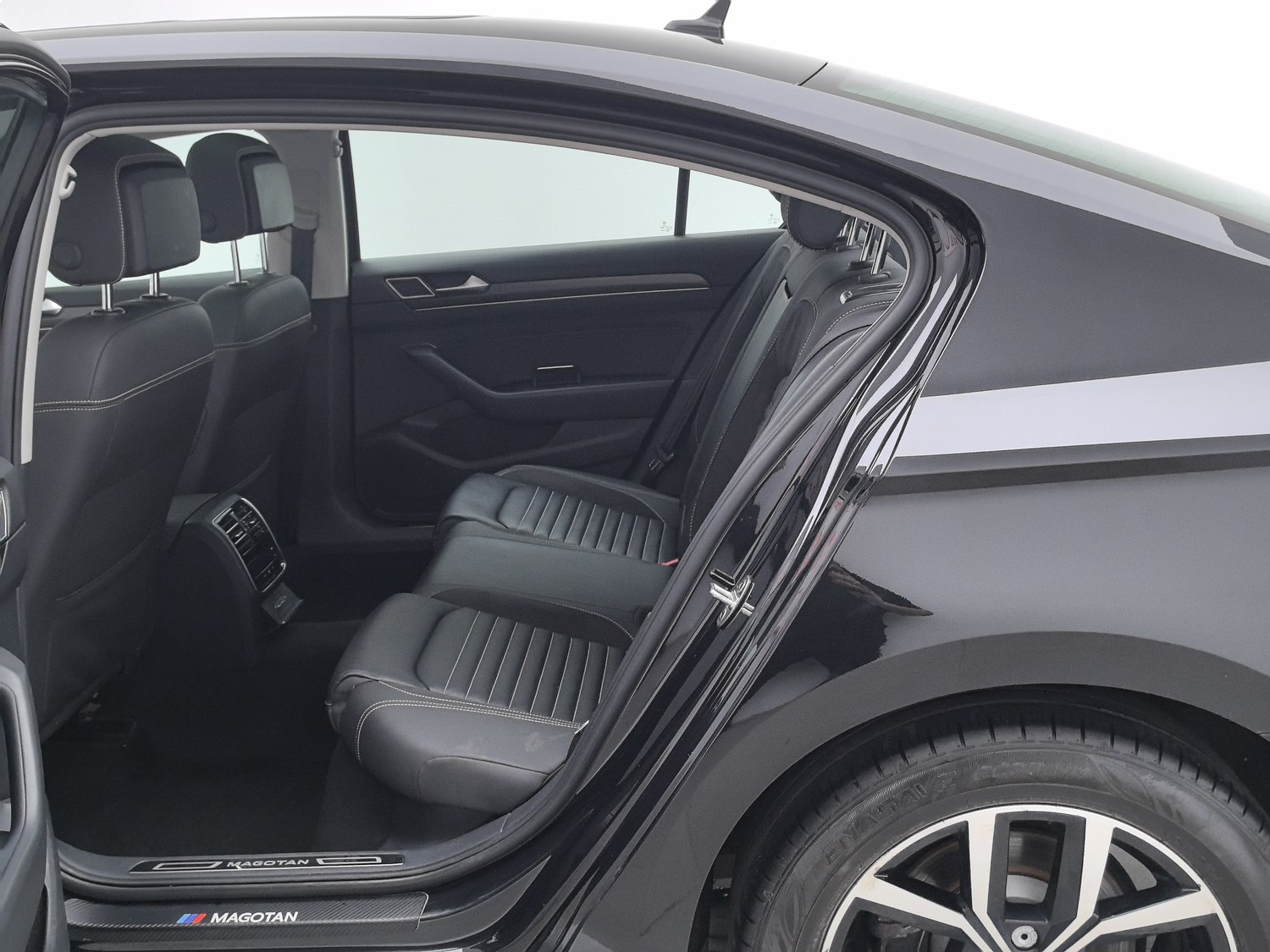 Used Volkswagen Magotan 2020 2.0 AT