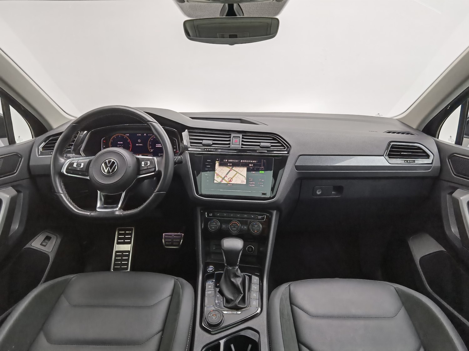 Used Volkswagen Tiguan L 2021 2.0 AT