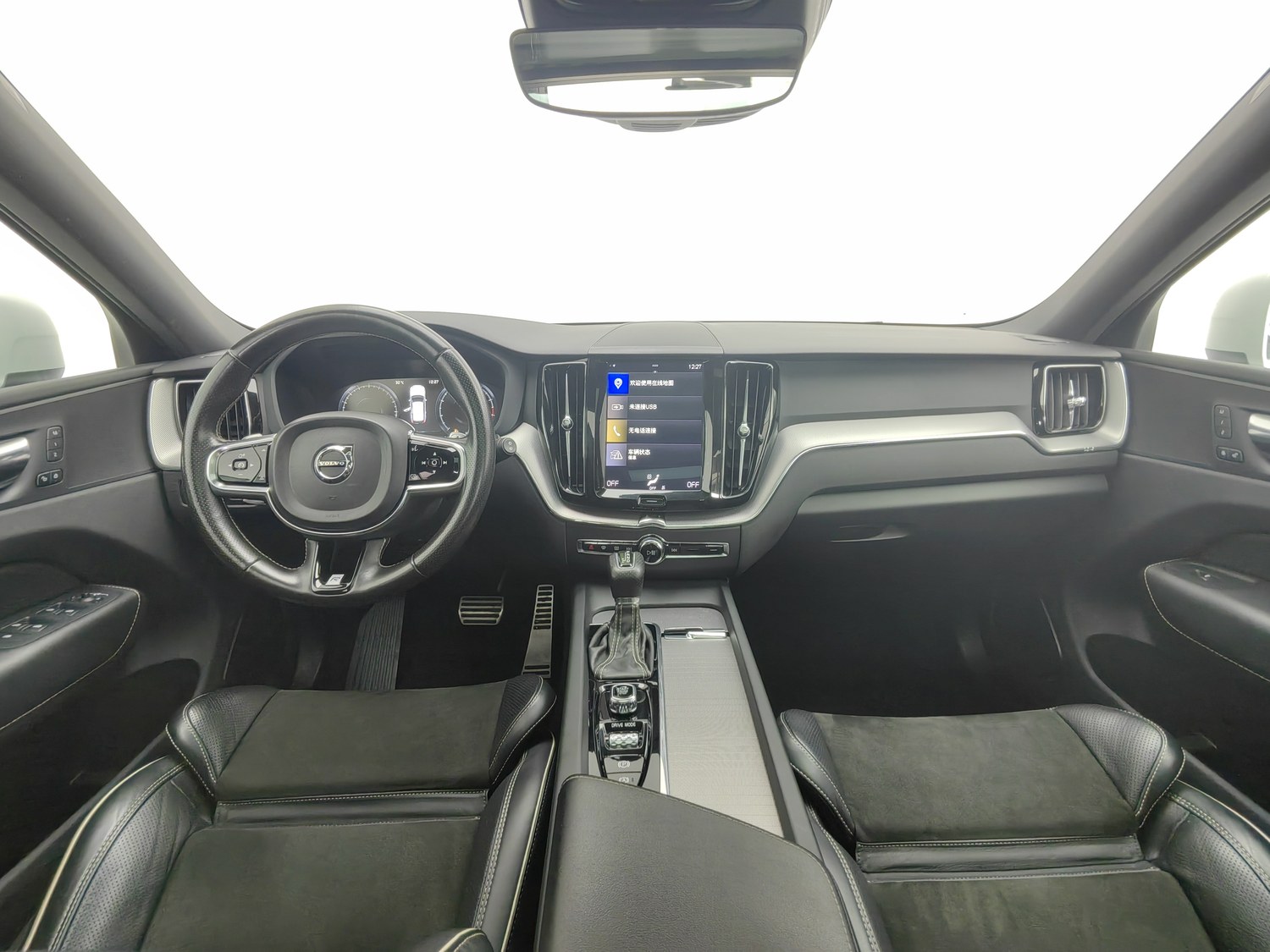 Used Volvo XC60 2019 2.0 AT
