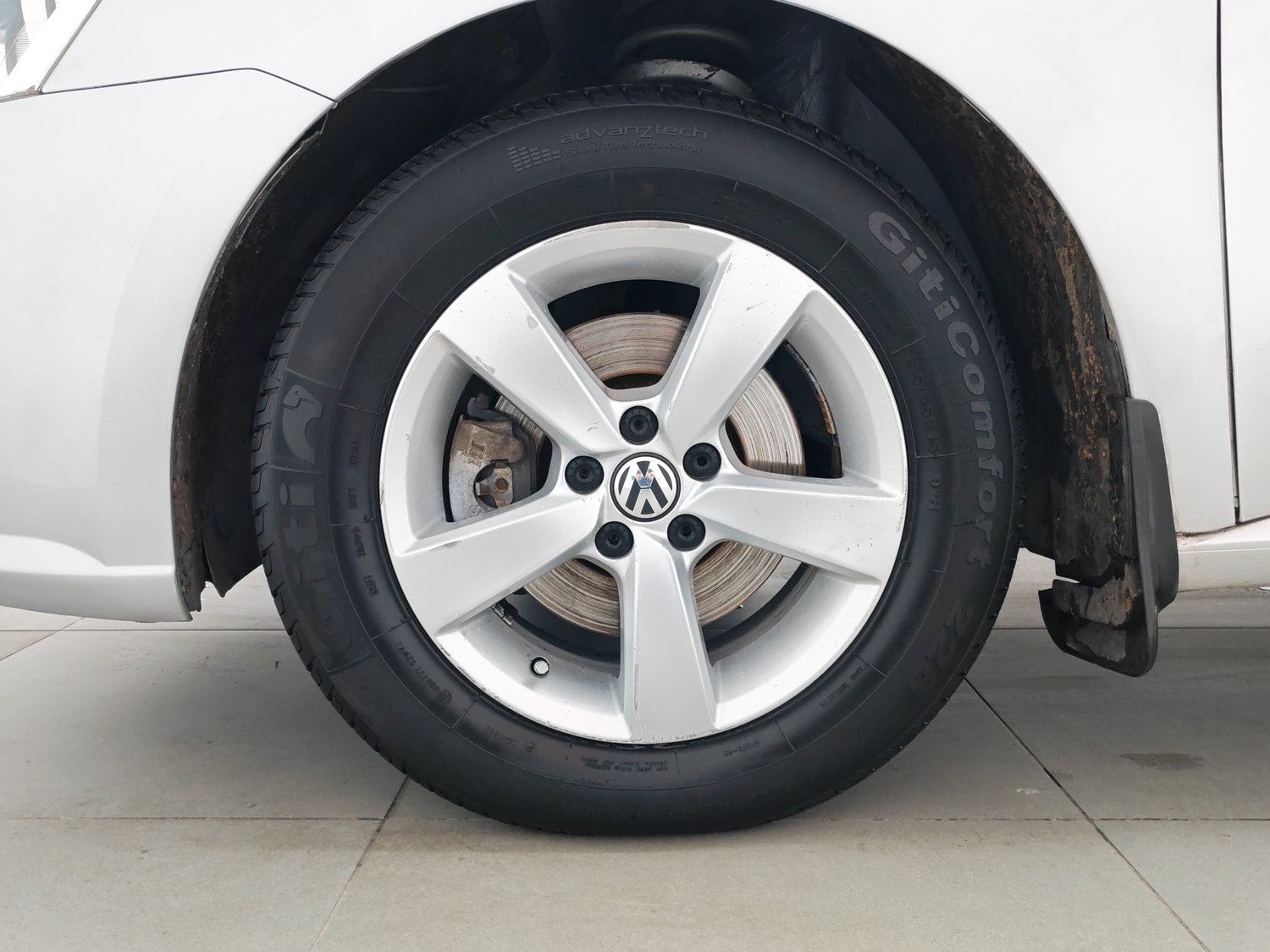 Used Volkswagen Lavida 2013 1.6 AT
