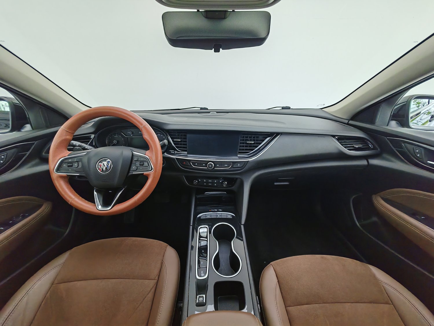 Used Buick Regal 2022 2.0 AT