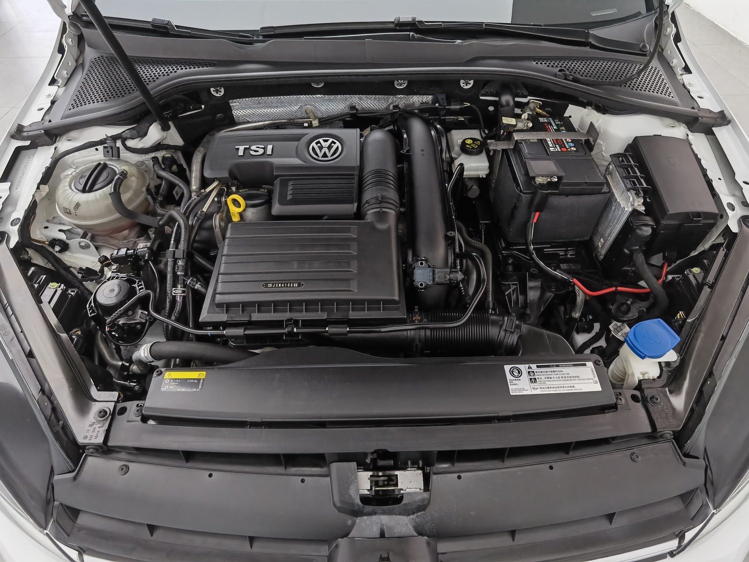 Used Volkswagen Golf 2019 1.4 AT