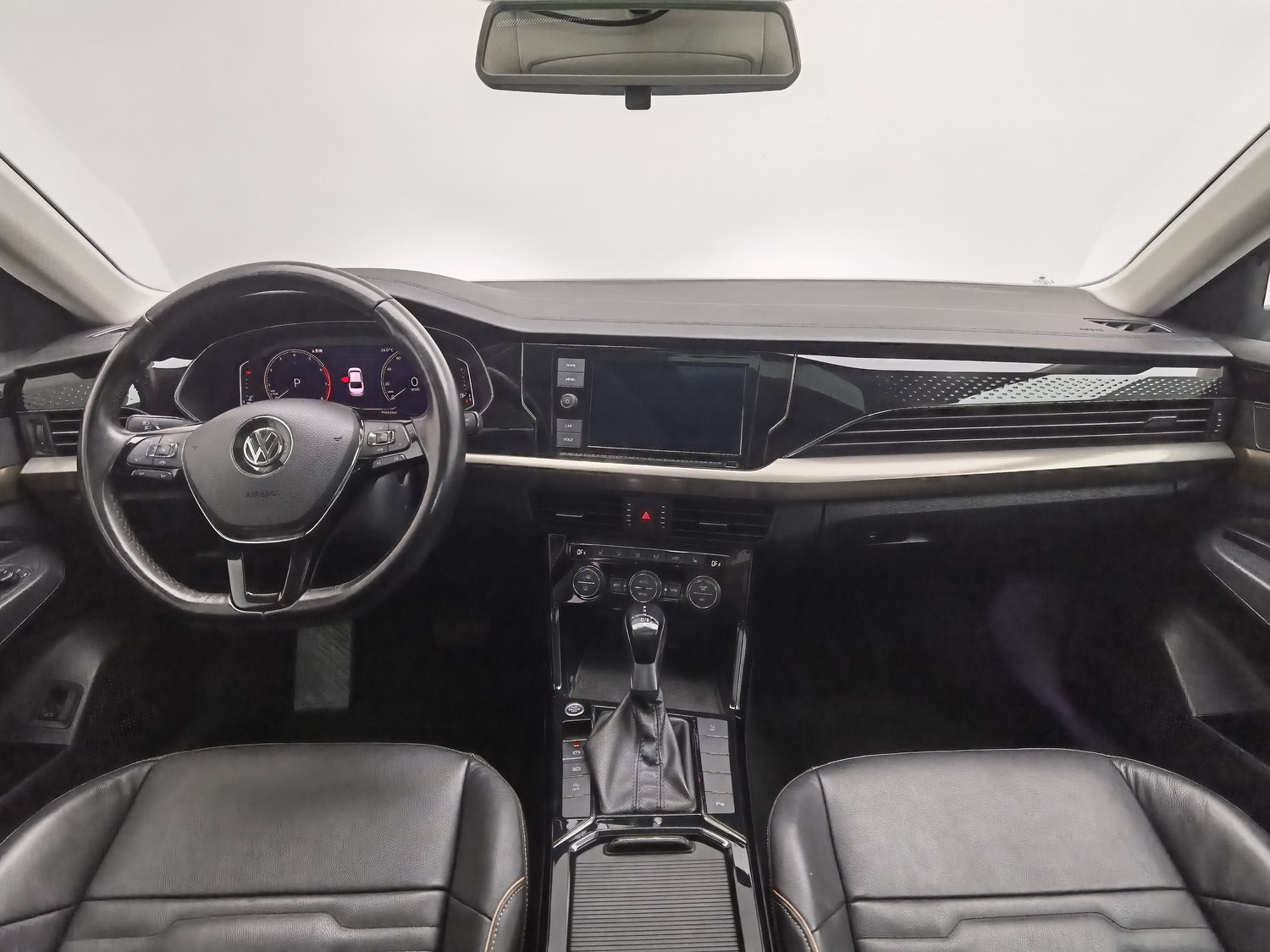 Used Volkswagen Passat 2019 2.0 AT