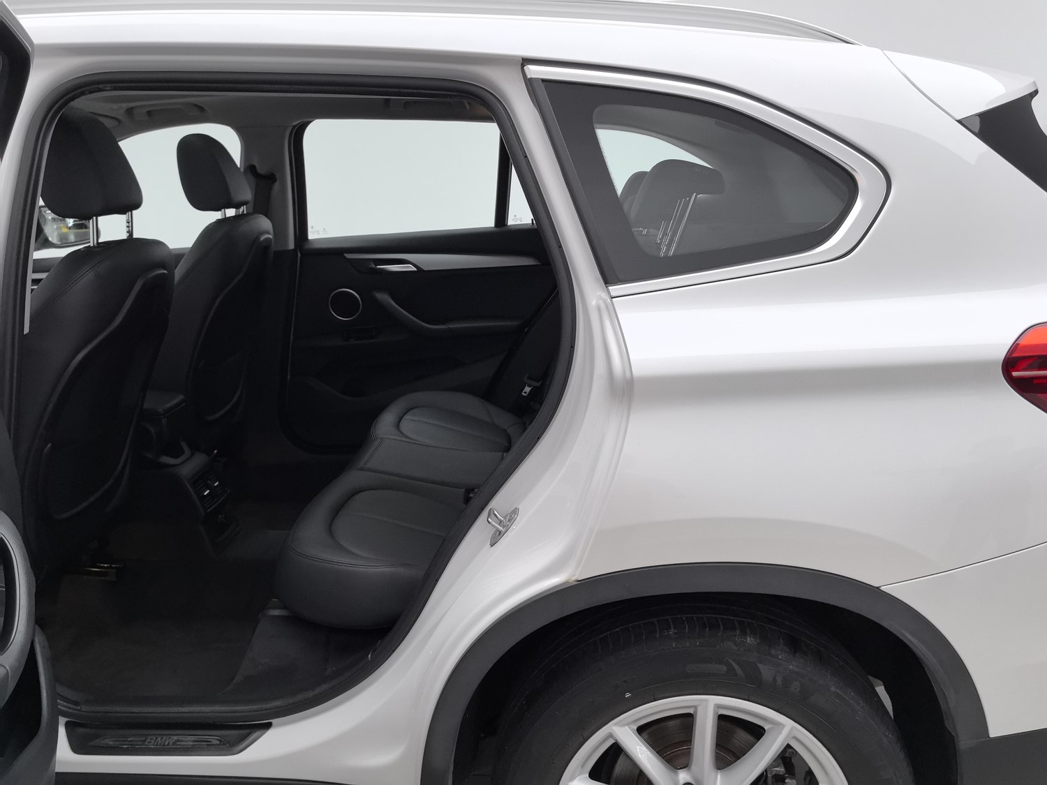 Used BMW X1 2016 1.5 AT