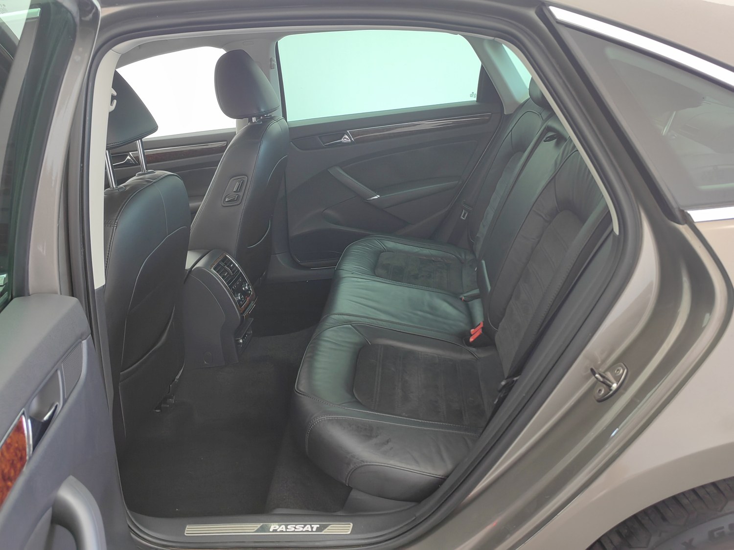 Used Volkswagen Passat 2013 2.0 AT