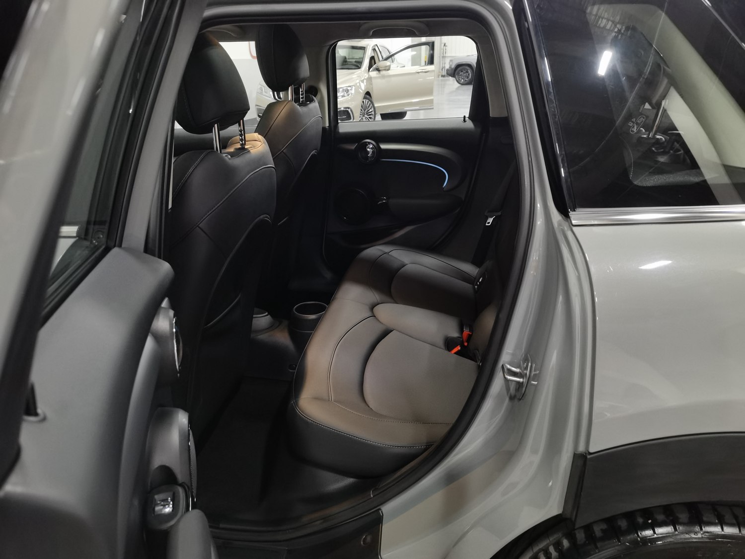 Used MINI MINI 2022 1.5 AT