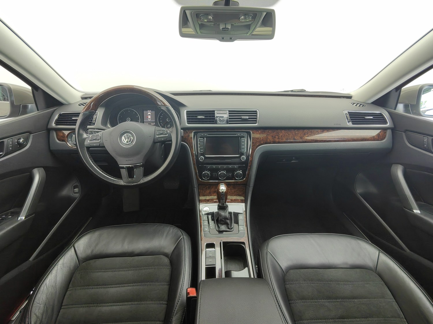 Used Volkswagen Passat 2013 2.0 AT