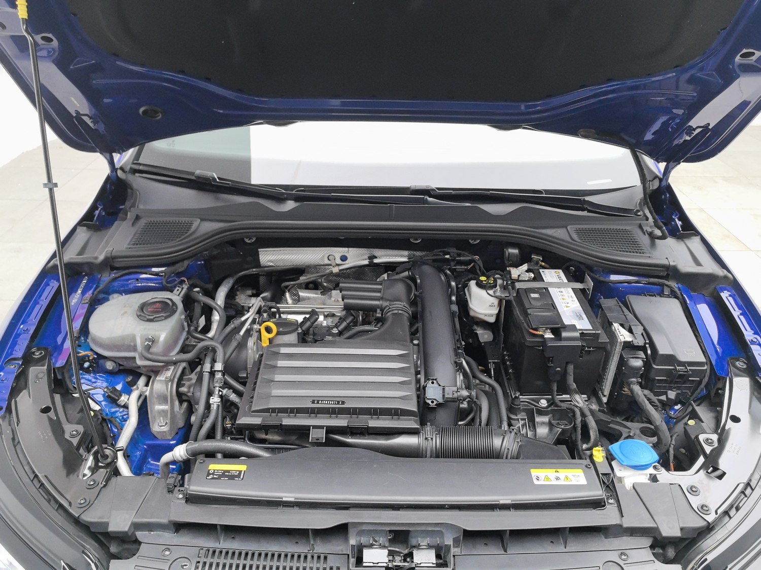 Used Volkswagen Golf 2021 1.4 AT