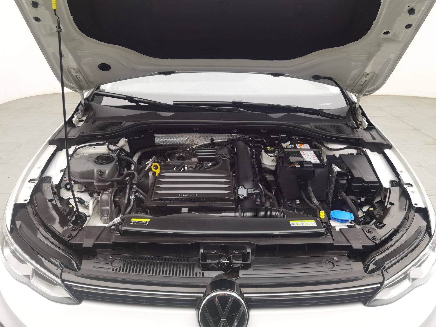 Used Volkswagen Golf 2021 1.4 AT