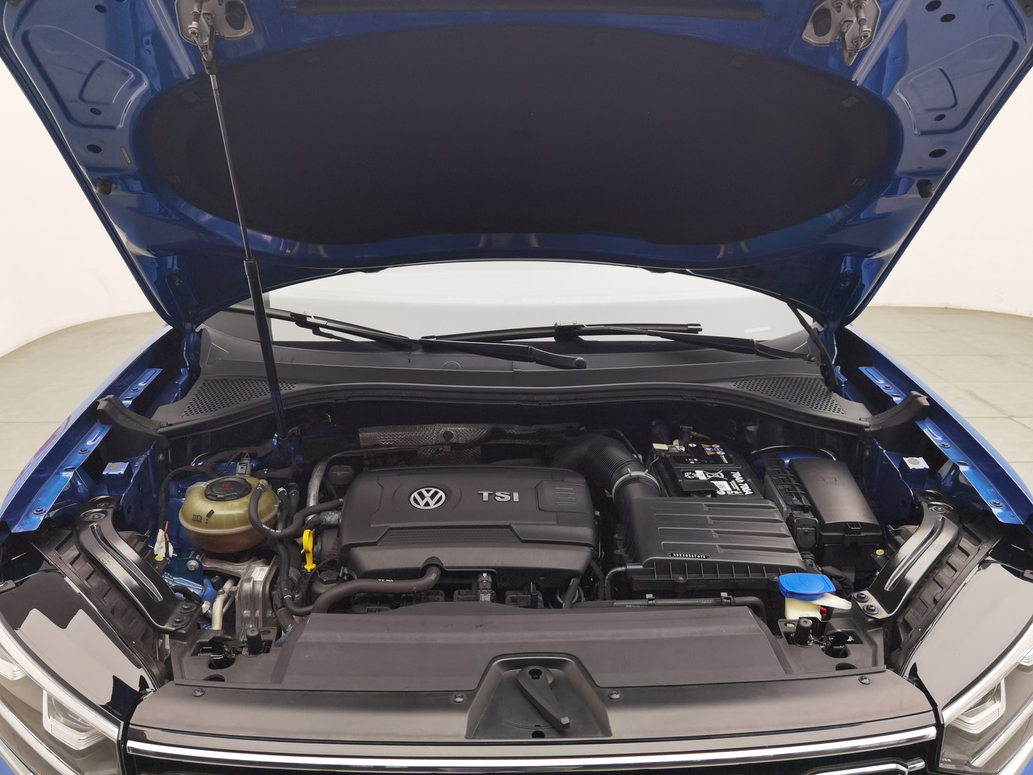 Used Volkswagen Tayron 2020 2.0 AT