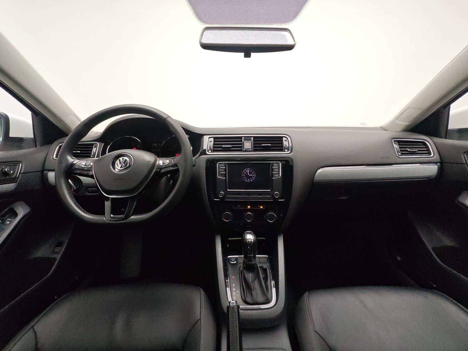 Used Volkswagen Sagitar 2017 1.4 AT
