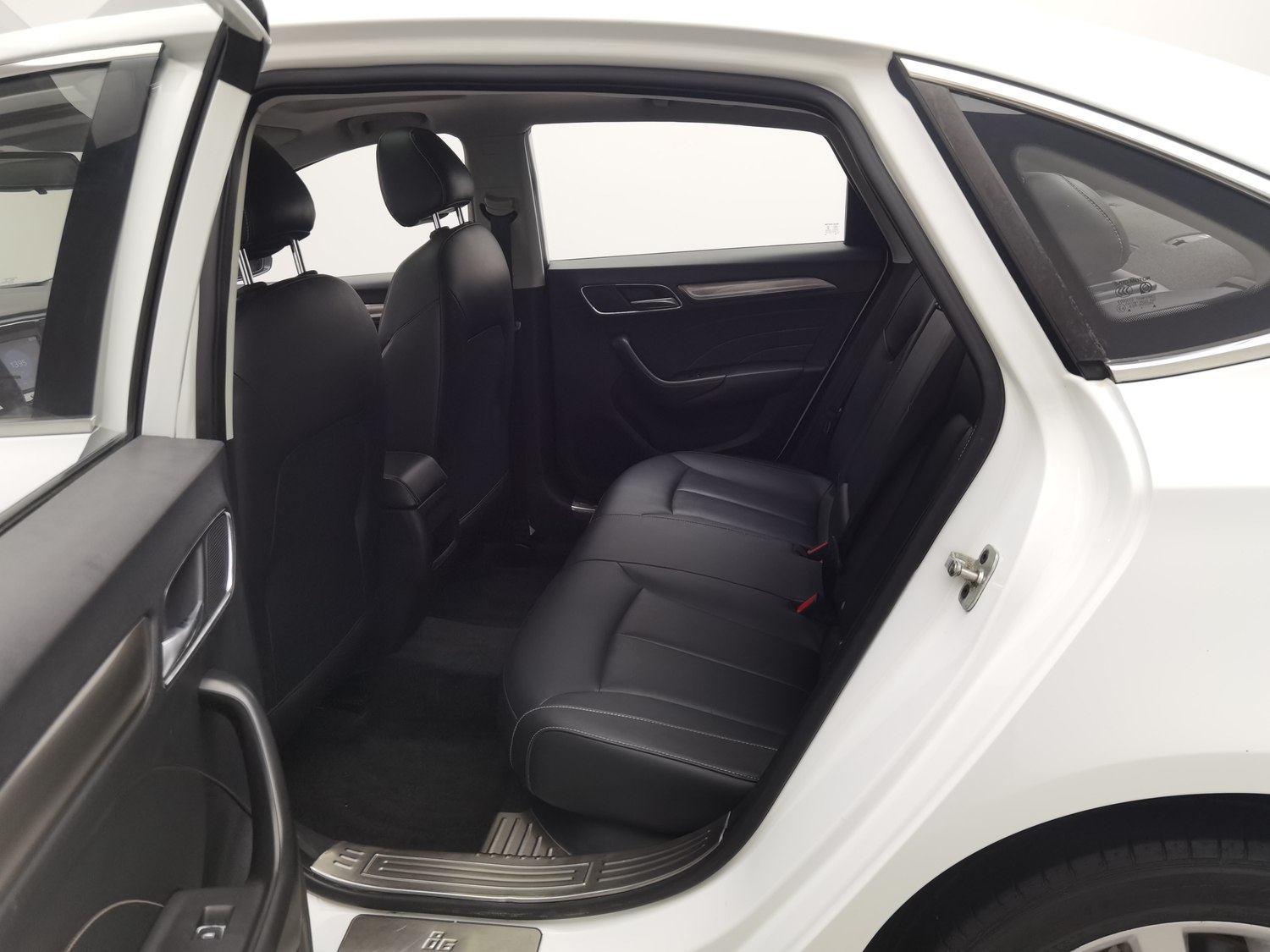 Used Roewe i6 2017 1.5 AT