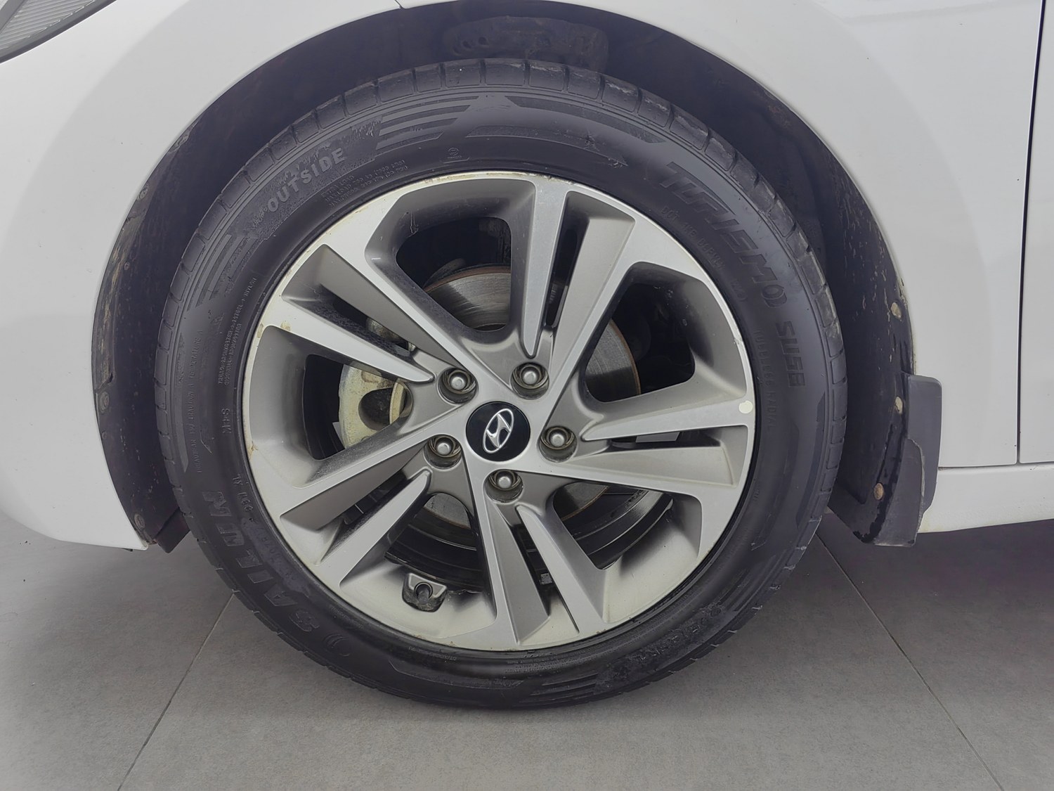 Used Hyundai Elantra 2016 1.6 AT